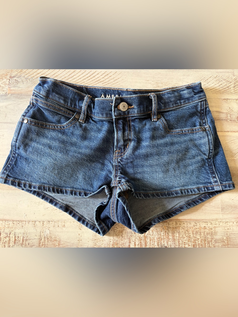 American Eagle Super Low Rise Perfect Shortie Dark Blue Stretch Size 00